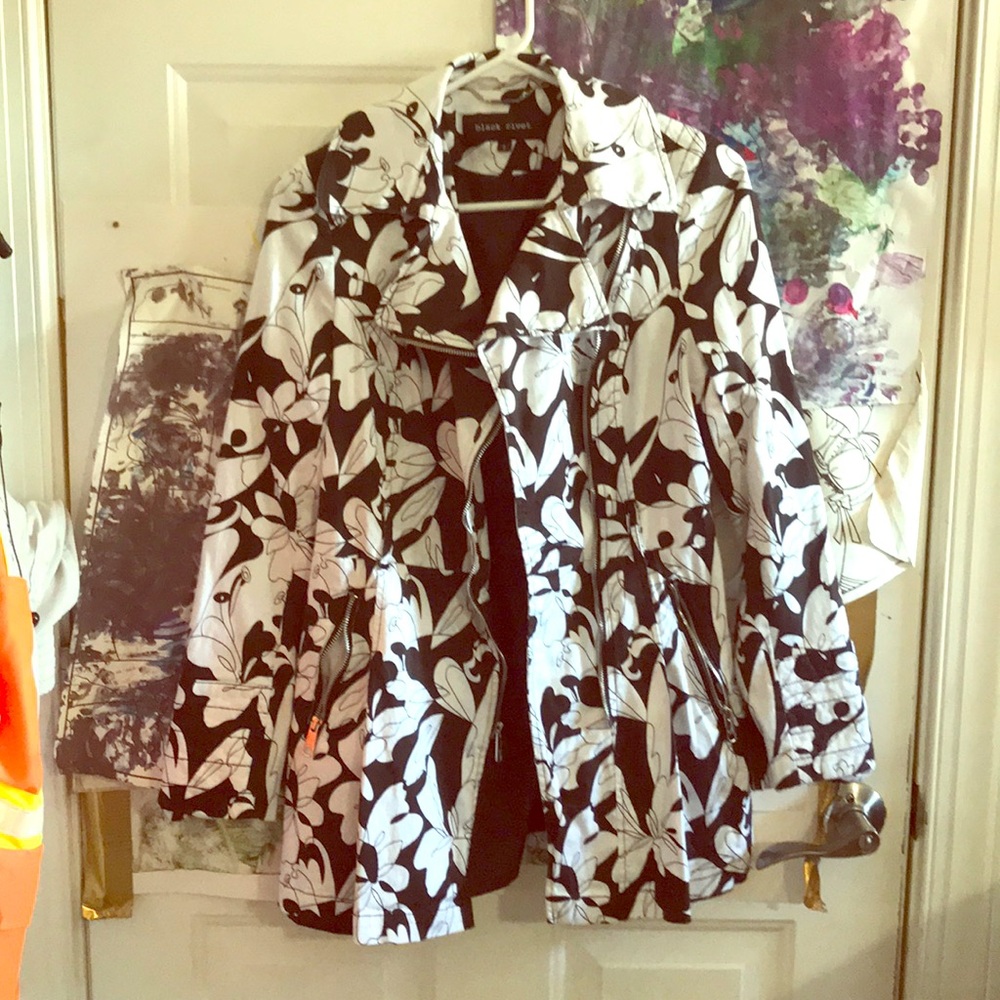 White and black designed pea coat/long blazer